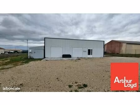 local d'activite 217 m² avanton