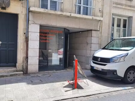 a louer local commercial