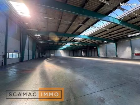 local industriel 3 789 m²