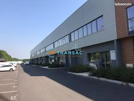 local d'activité 199 m²