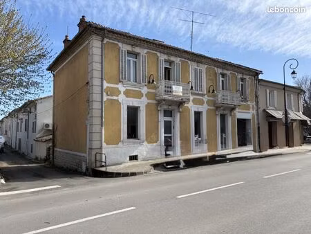 local commercial 229 m² pernes-les-fontaines
