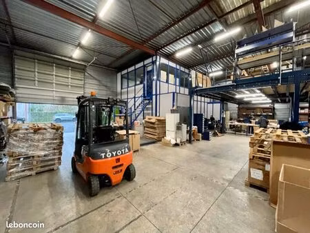 local d'activite 887 m² saint soupplets