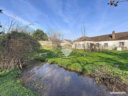 maison 8 pièces 246 m²