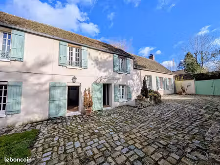 maison 5 pièces 160 m²