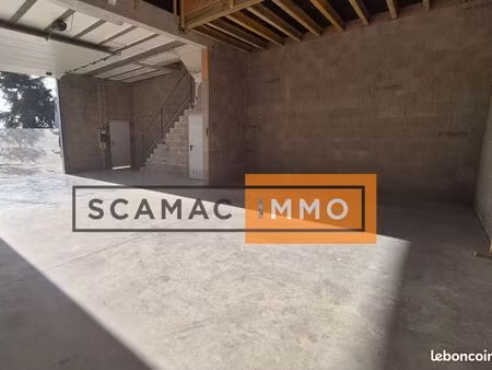 local d'activité 144 m²