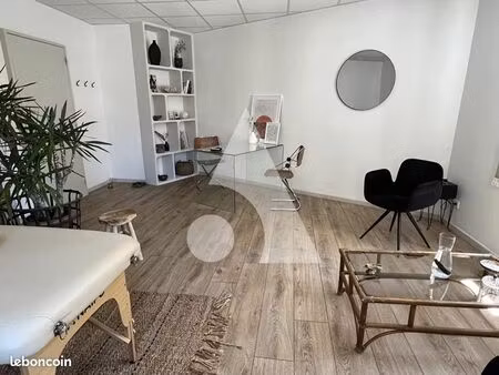 local d'activité 91 m²