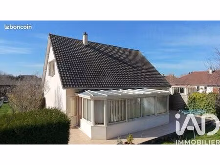 maison 7 pièces 145 m²