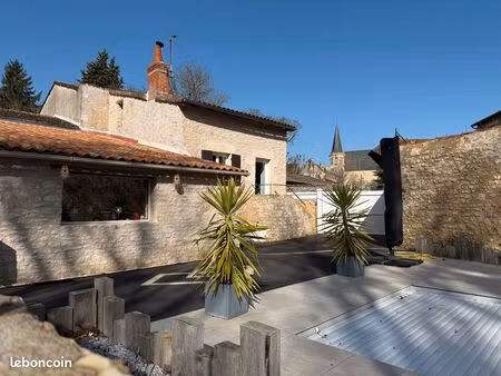 ligugé - l'insolite