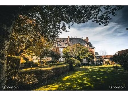maison de maître historique à montbazens ancienne maison du juge  rénovée avec soin  avec 