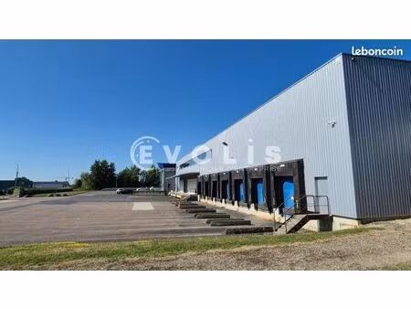 local industriel 1 500 m²