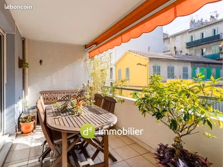 appartement 4 pièces 77 m²