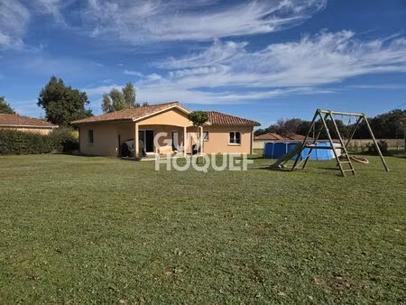 maison contemporaine de plain-pied de 2011 – 3 chambres – terrain 2 000 m² – calme absolu