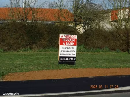 terrain à bâtir pour activités commerciales ou professionnelles