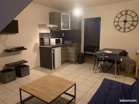 location appartement t1bis meublé - centre ville espalion