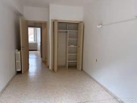 t3 rénové - idéal occupant exigeant - centre ville lavaur