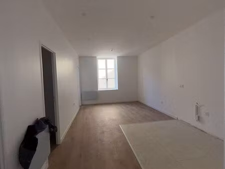 t3 rénové – hyper centre mâcon