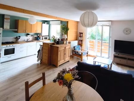 t2 a seez dispo de avril à fin juillet