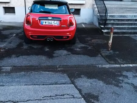 location emplacement de parking privatif