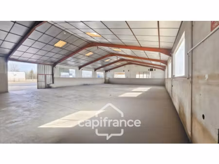 local professionnel à louer louhans 3 pièce(s) 407m2 850€/mois ht/hc