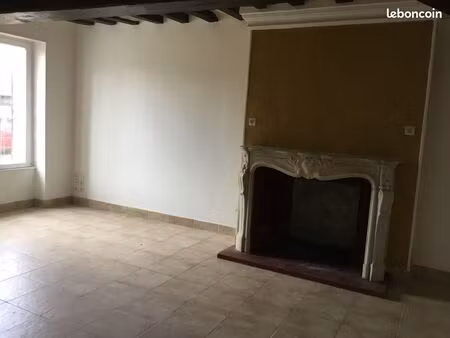 loue maison à champmartin