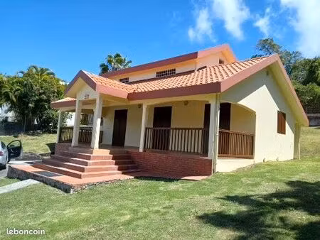 villa à louer en guadeloupe