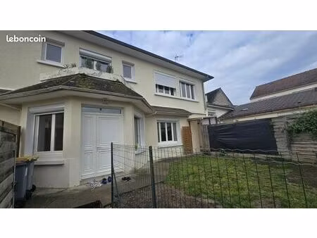 triplex 5 pièces 76 m²