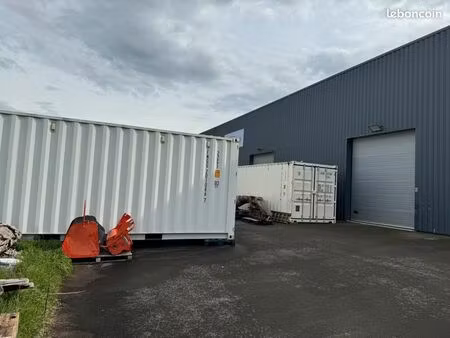 local d'activite 200m2 parc visionis