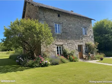 propriété 4 pièces 80 m²