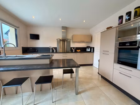 maison à vendre lezigne 8 pièce(s) 167m2 329 900€