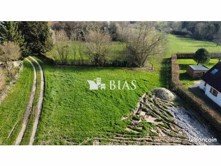 terrain 1102 m² vieux-bourg