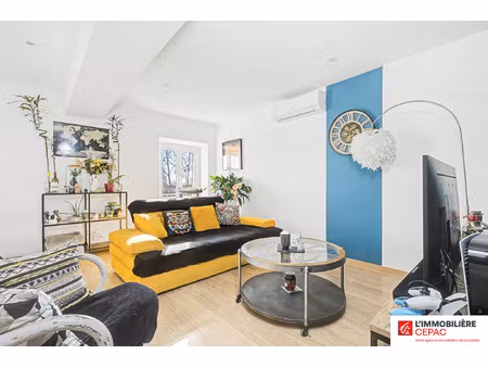 belle rénovation  dernier étage  lumineux et calme