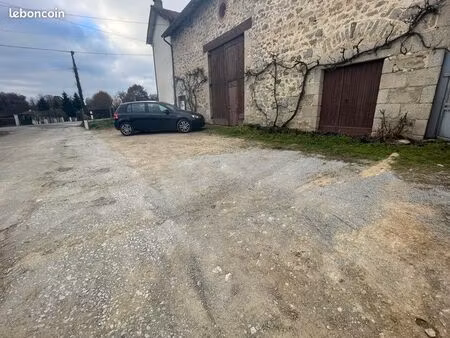 stockage  caravane  garde meubles  place de parking