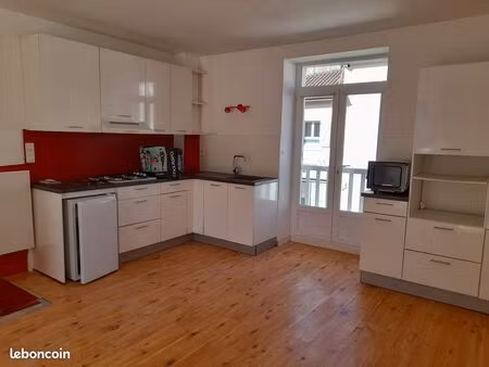 location t2 à cransac les thermes