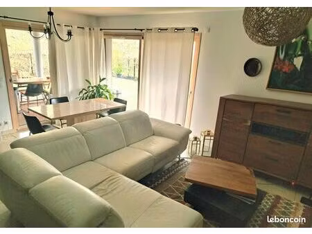 appartement t3 avec cave  grande terrasse et jardin