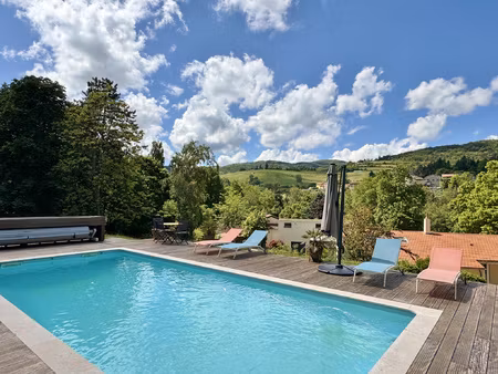 très belle maison de plain-pied avec 5 chambres d'une surfac