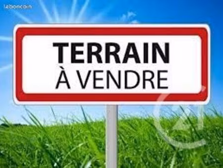 terrain 1 124 m² lacourt saint pierre