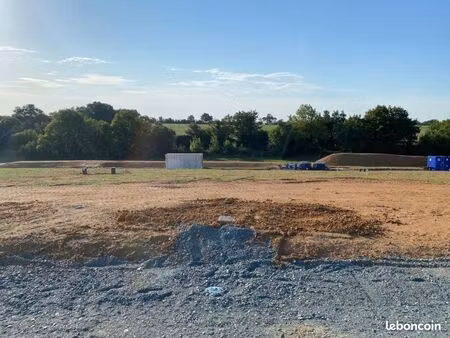 terrain 455 m² pissotte