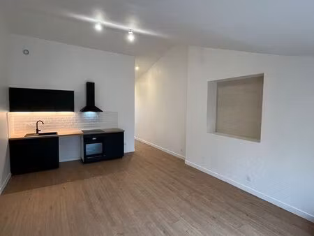 appartement 2 pièces 42m2 terrasse 20m2