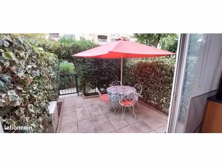 a louer a l'année studio