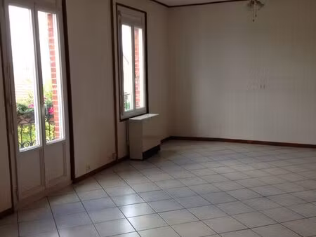 très bel appartement f6 dans maison de caractère