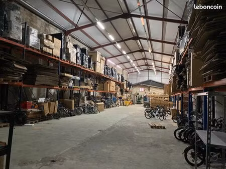 entrepôt+bureaux+atelier de 1200m2 divisible paris limitrophe