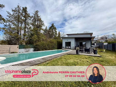 maison récente avec piscine à lons-le-saunier