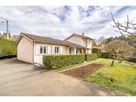 maison familiale avec fort potentiel proche écoles et comm