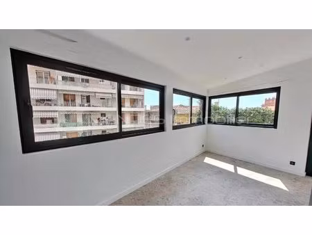 appartement 2 pièces à beausoleil