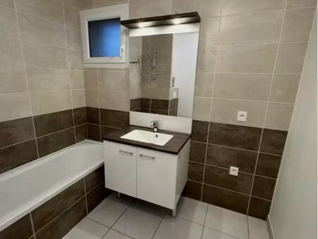 t2 avec jardin et terrasse – résidence récente – ferney-voltaire