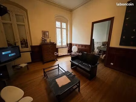 immeuble 12 pièces 512 m²