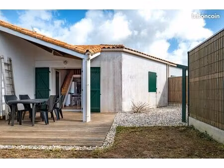 maison 2 chambres avec jardin  terrasse et parking privatif à moins de 10 minutes de la me