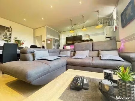 appartement 4 pièces 94 m²