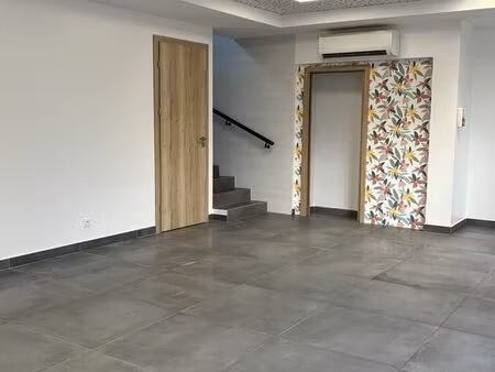 local 140 m² pont-d'ain