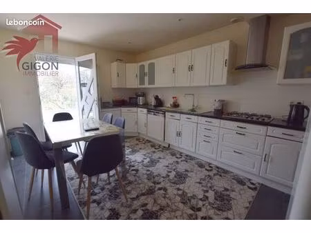 maison 5 pièces 90 m²